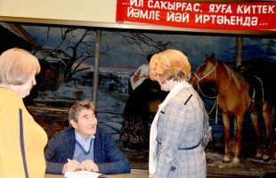 В Уфе состоялась творческая встреча с известным писателем Николаем Ивановым